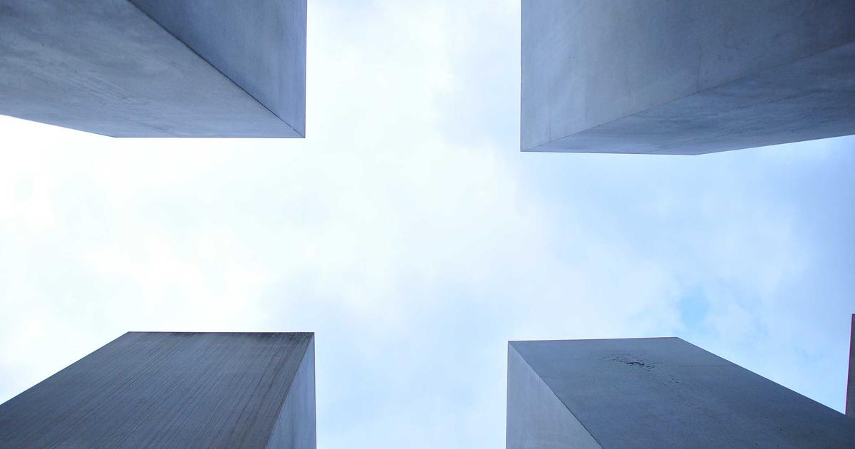 Benchmarking Web Applications